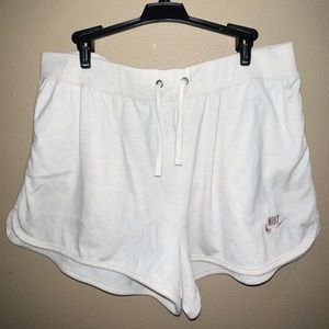 Beige Nike Shorts - XXL
